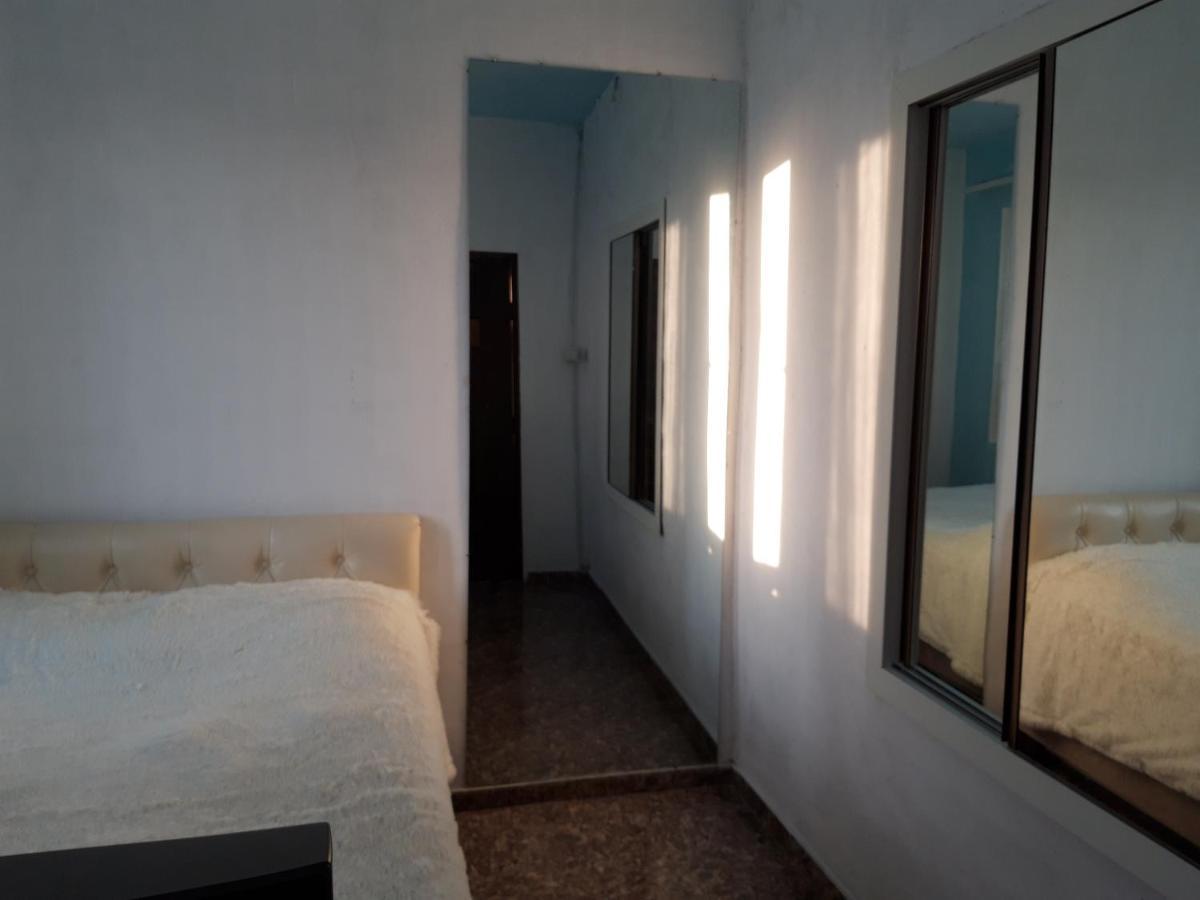 Sam'S Place, Tours With Sam Γιερεβάν Εξωτερικό φωτογραφία