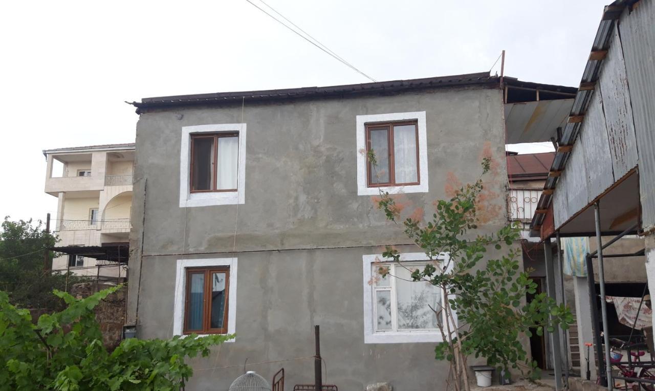 Sam'S Place, Tours With Sam Γιερεβάν Εξωτερικό φωτογραφία