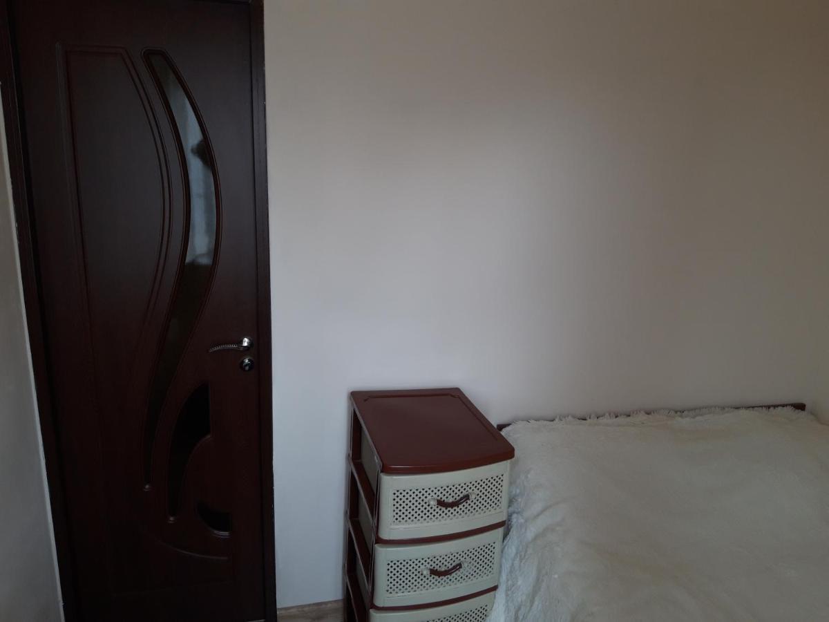 Sam'S Place, Tours With Sam Γιερεβάν Εξωτερικό φωτογραφία